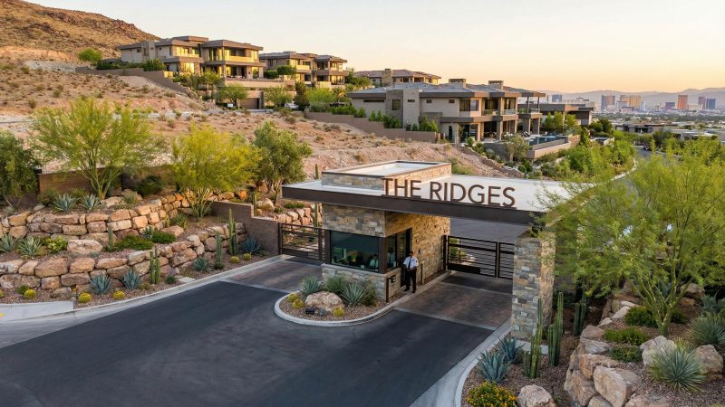 The Ridges luxury homes in Summerlin with Red Rock Canyon views